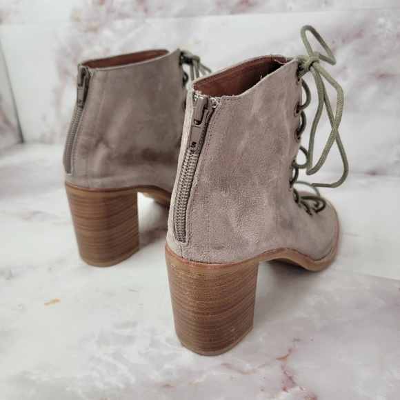 Jeffrey Campbell Cors Peep Toe Chunky Heel Tan Suede Bootie Women’s Size 9.5 - Picture 15 of 16